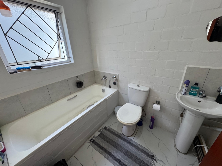 2 Bedroom Property for Sale in Sunset Glen Western Cape